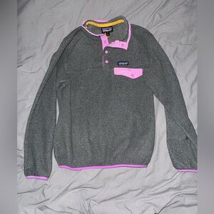 Patagonia Women’s Lightweight Synchilla Snap-T fleece pullover